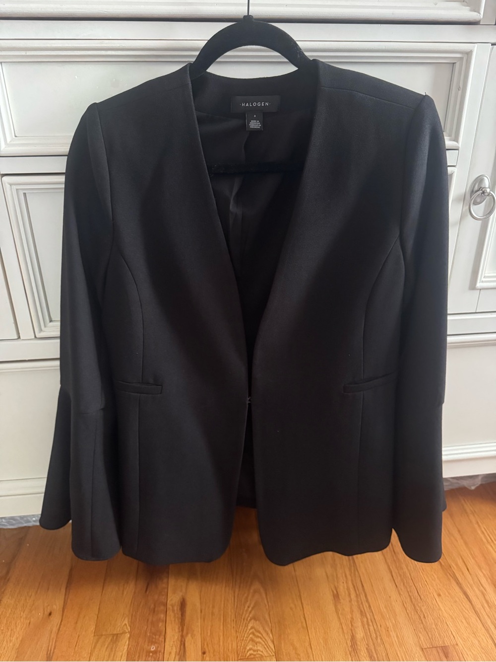 Halogen Black Open-Front Collarless Blazer with Bell Sleeves